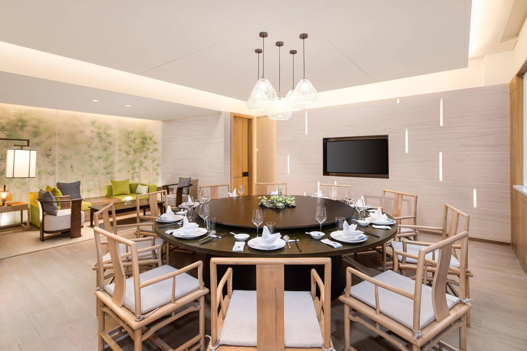 Courtyard By Marriott Wuxi Lihu Lake Buitenkant foto