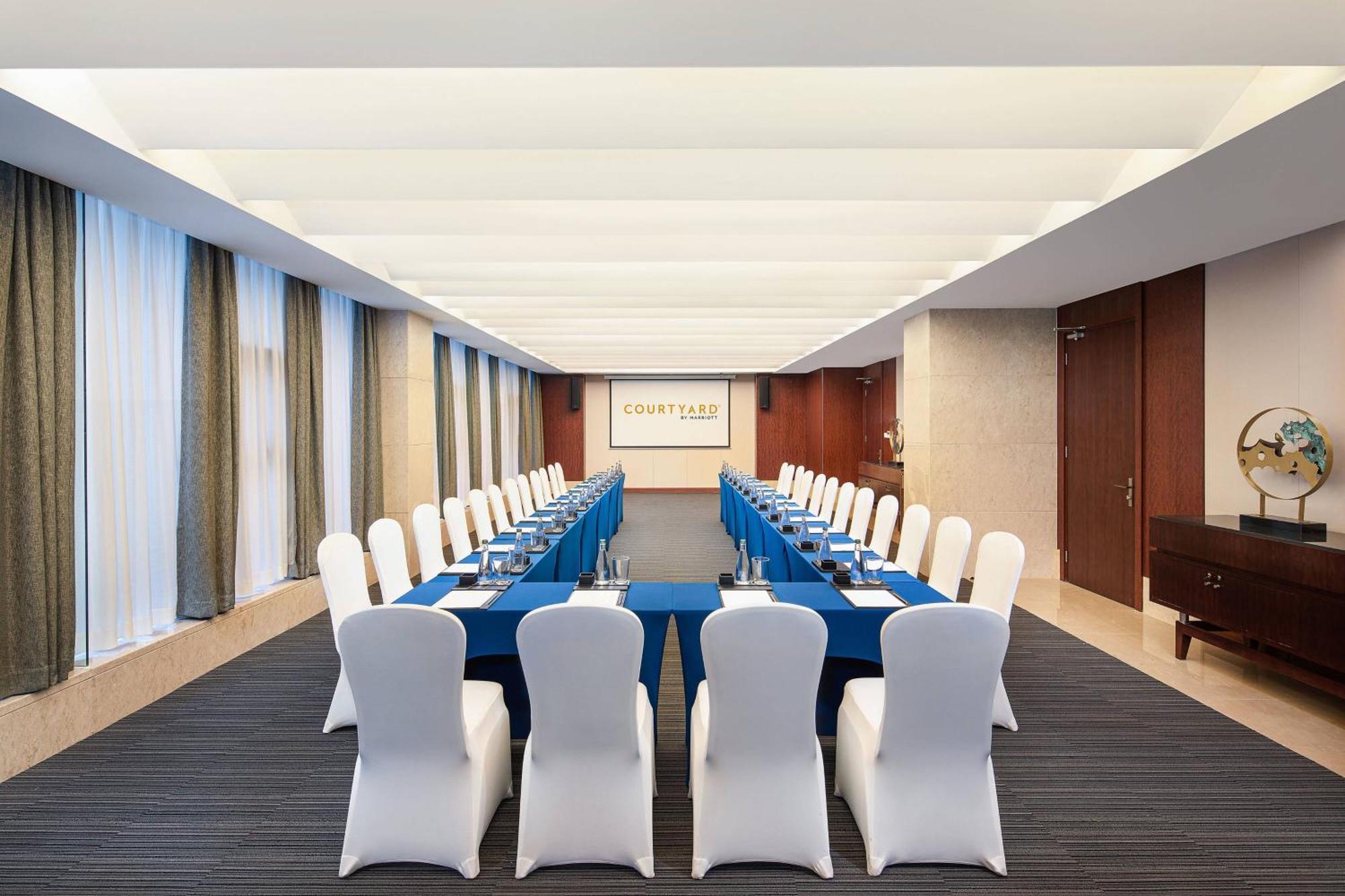 Courtyard By Marriott Wuxi Lihu Lake Buitenkant foto